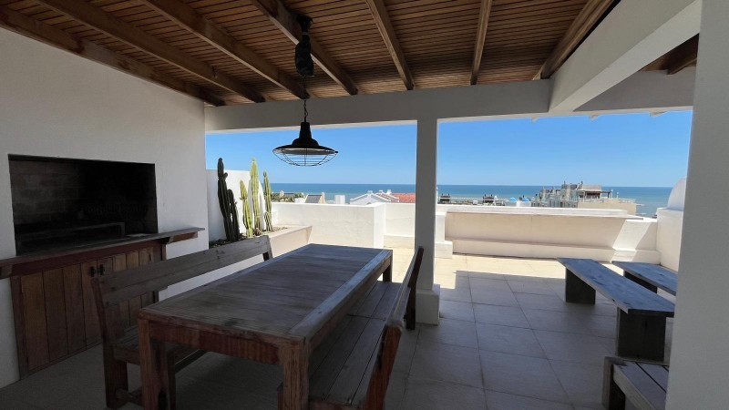 Departamento en alquiler con vista al mar a una cuadra de Montoya Beach, La Barra.